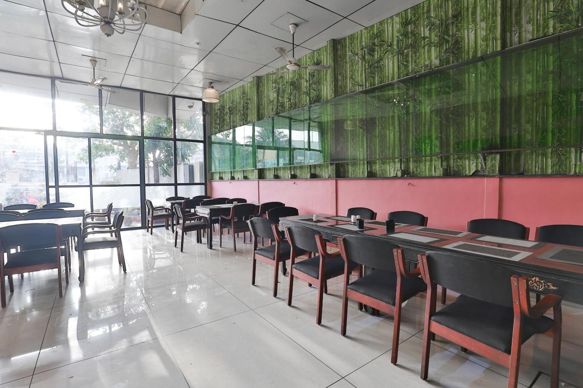 Hotel O Lotus Residency Daman Exterior foto